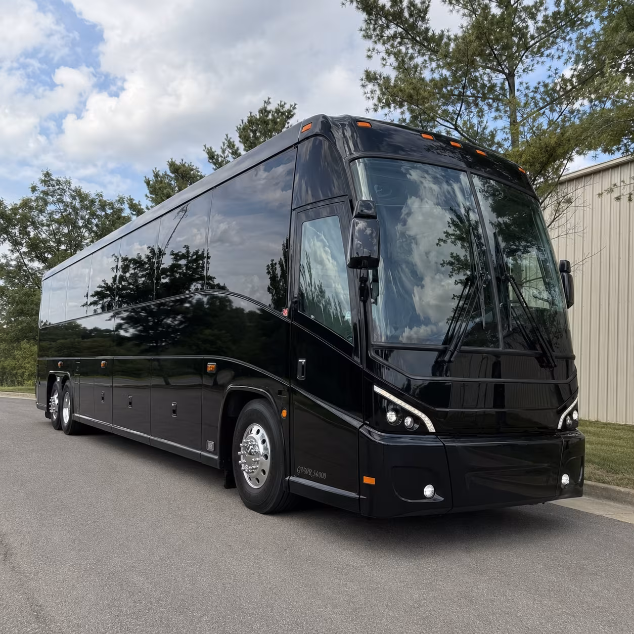 charter bus shuttle service to and from grand junction regional airport gjt