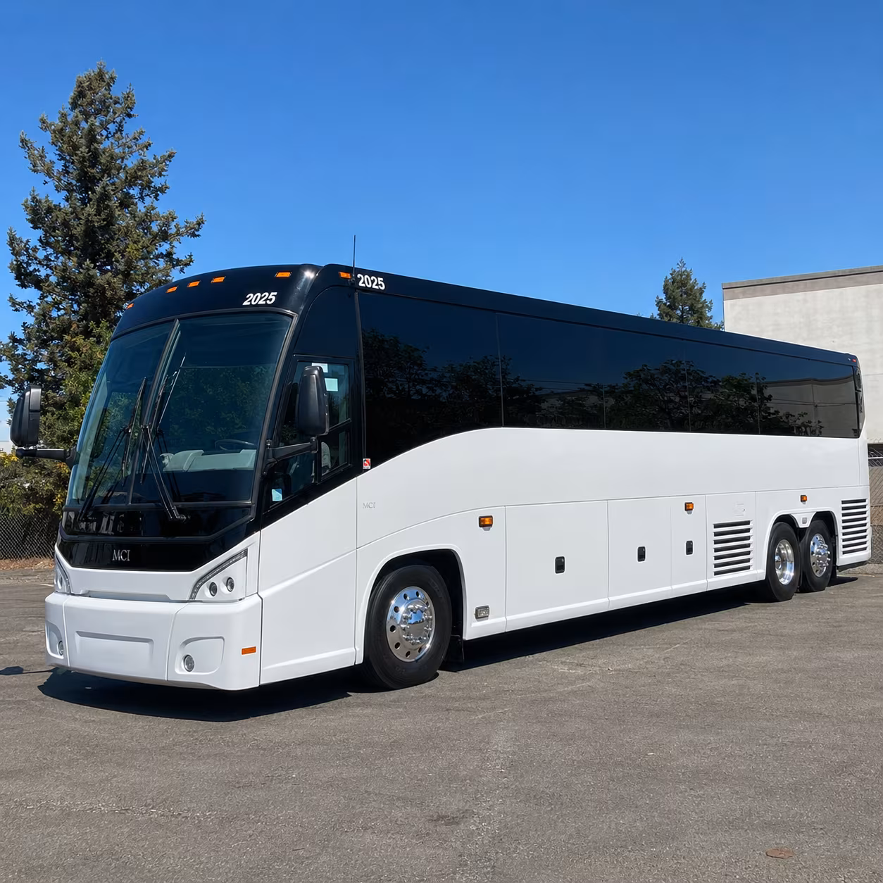 charter buses to grand junction rockies games and cmu events