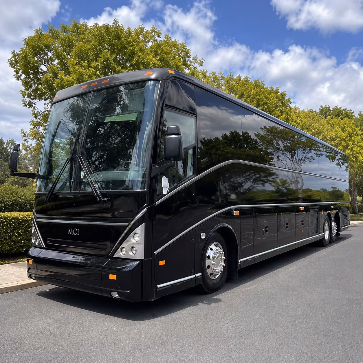 day trip charter buses to arches canyonlands and black canyon