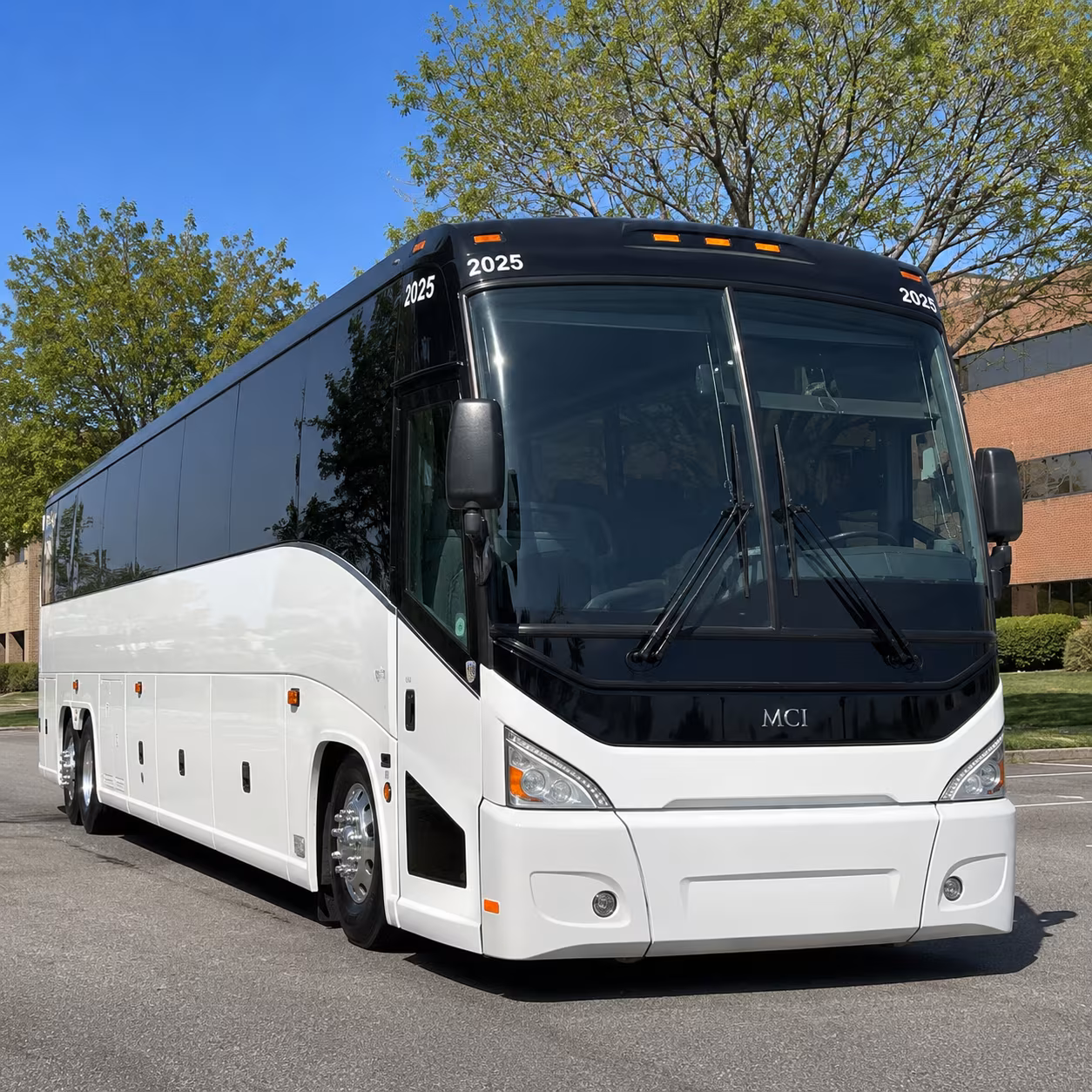 i 70 corridor charter buses between grand junction and denver vail and glenwood springs