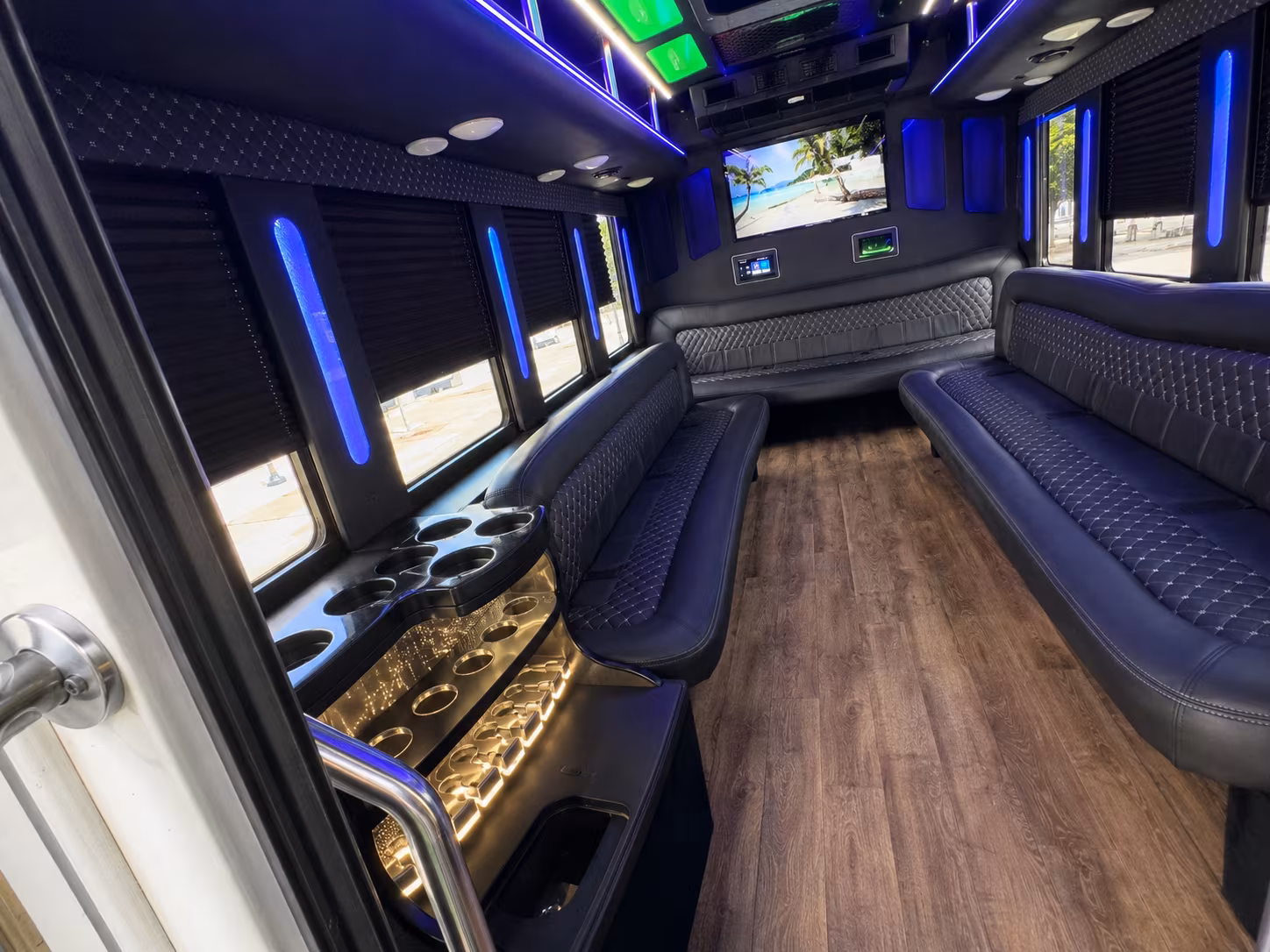party buses on the western slope that make prom night unforgettable